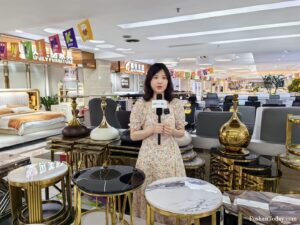 Read more about the article Checking Coffee and End Tables in Foshan Lecong Furniture Market